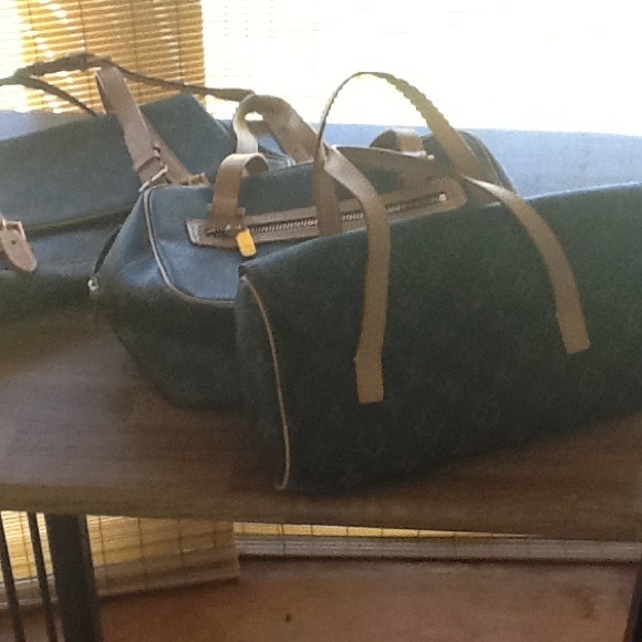 Reserved bundle LV Bags