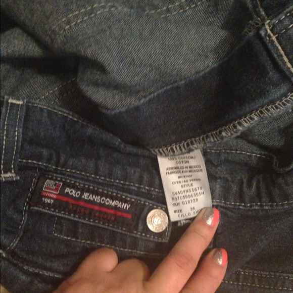 🔴SOLD🔴Polo Jeans - Picture 3 of 3