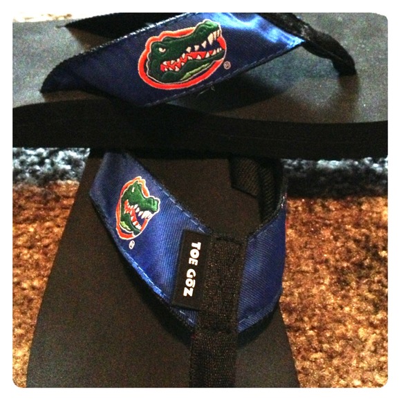 Florida Flip Flops - Picture 1 of 4