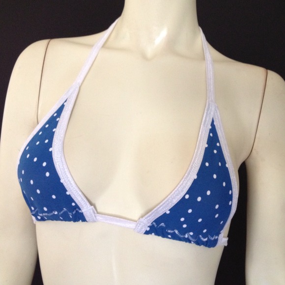 Blue with white polkadots Ruffel back bottom - Picture 3 of 4