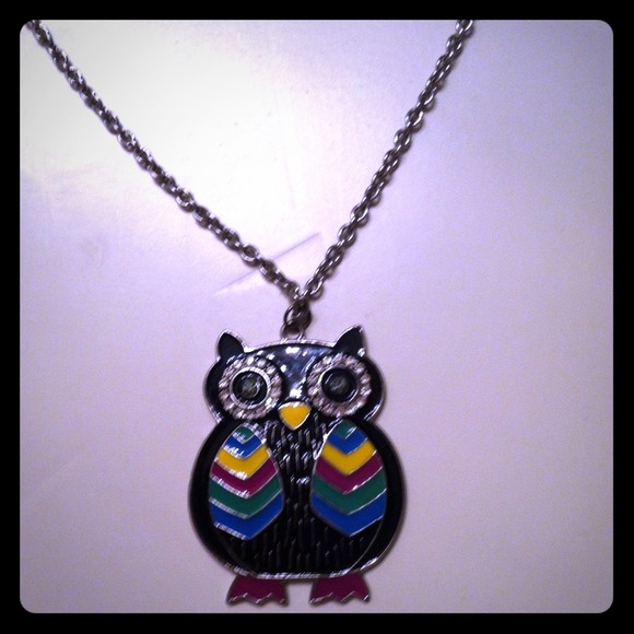 Owe necklace