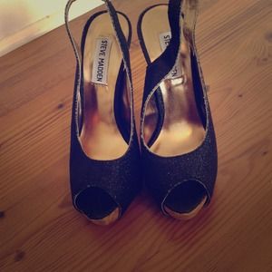 Steve Madden Peep Toe