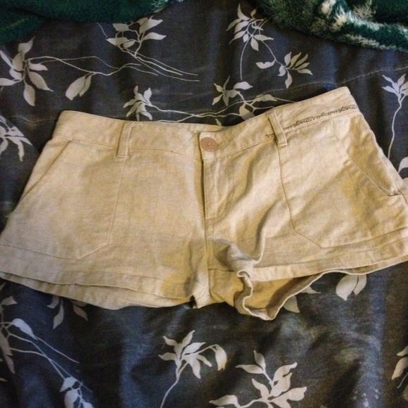 Volcom shorts