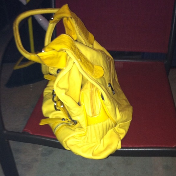 Purse - Picture 2 of 3