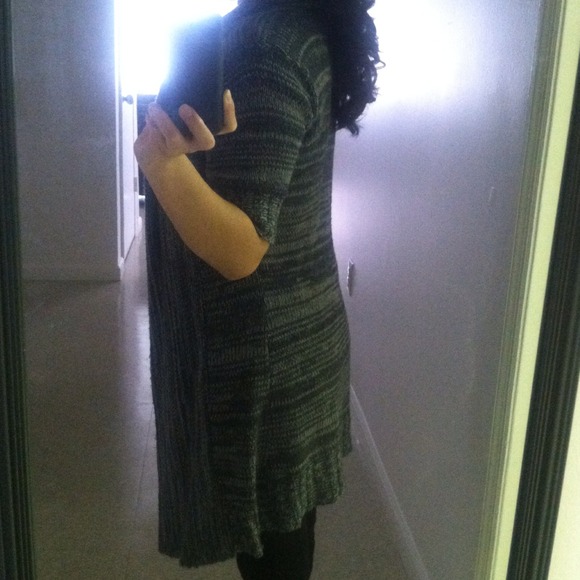 Long sweater - Picture 2 of 2