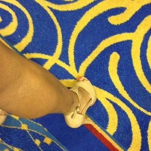 Colin Stuart Shoes - **SOLD**Colin Stuart sandals/Tan/Nude/ Colin Stuart Shoes - **SOLD**Colin Stuart sandals/Tan/Nude/