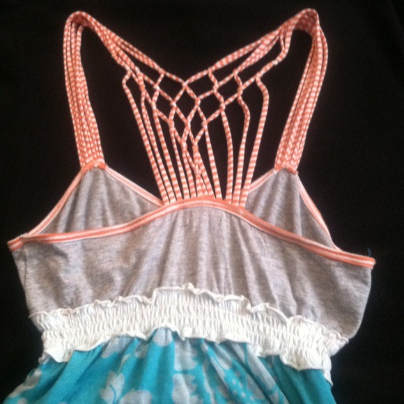 Tank top - Picture 2 of 2