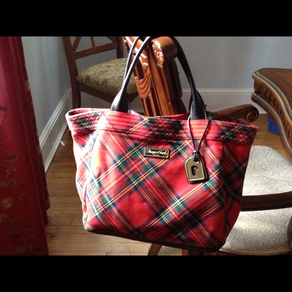 A great plaid Dooney & Bourke tote! B.O
