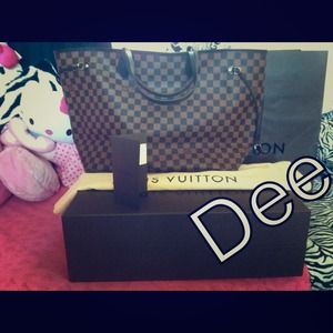 JUST FOR SHARE! MY EARLY       BDAY🎁 not4sale!