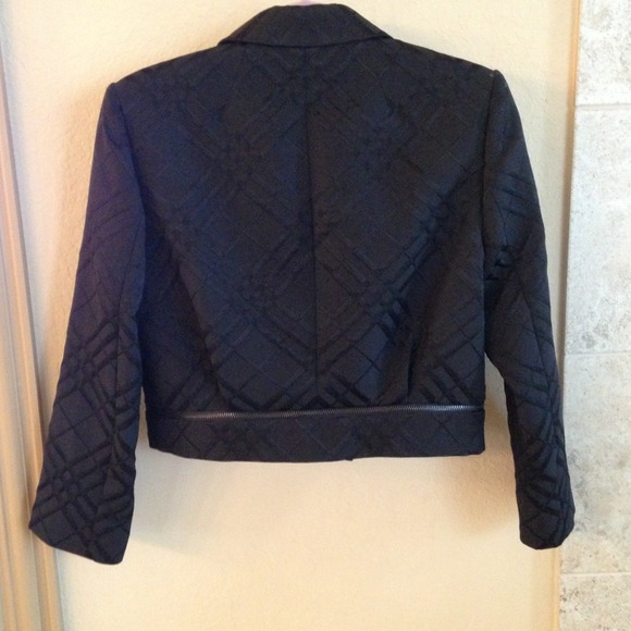 Black BCBG blazer - Picture 2 of 4