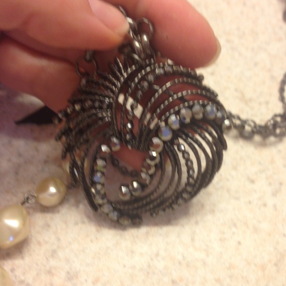 Unique!! - Picture 2 of 2