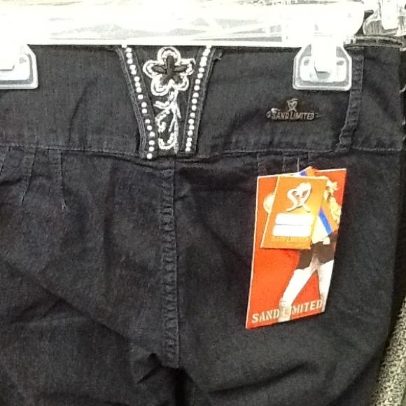 Colombian Jeans - Picture 4 of 4