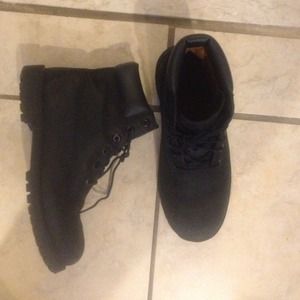 🌹Black Water/Snow/Weather-Proof Timberland Boot🌹