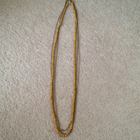 Mustard and chain necklace
