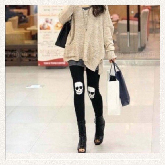 3 skull tight size small