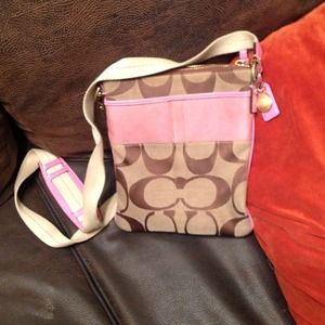 Coach pink swingback