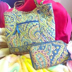 Vera Bradley tote with matching wallet