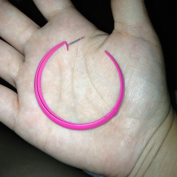 Pink hoop earrings - Picture 2 of 2