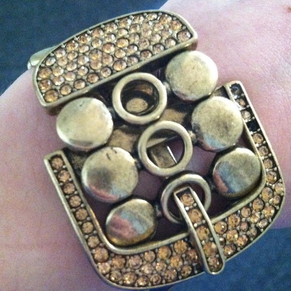 Buckle bracelet - Picture 3 of 3