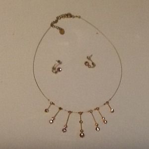 Necklace earring set