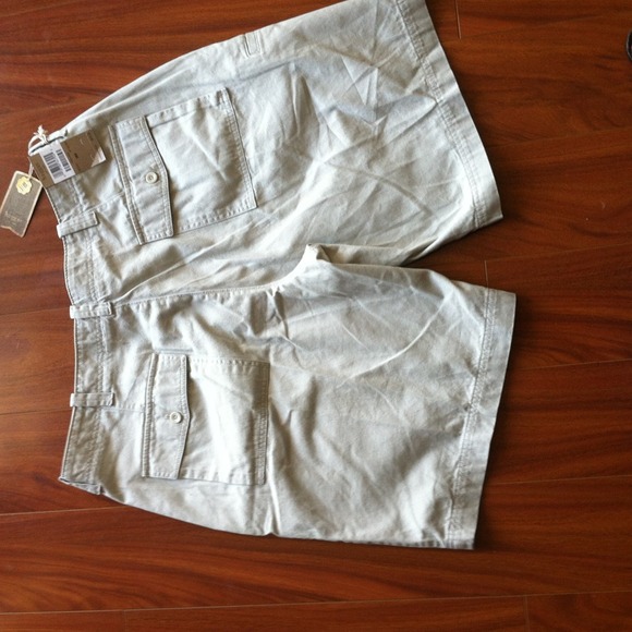 Men's shorts. - Picture 2 of 2