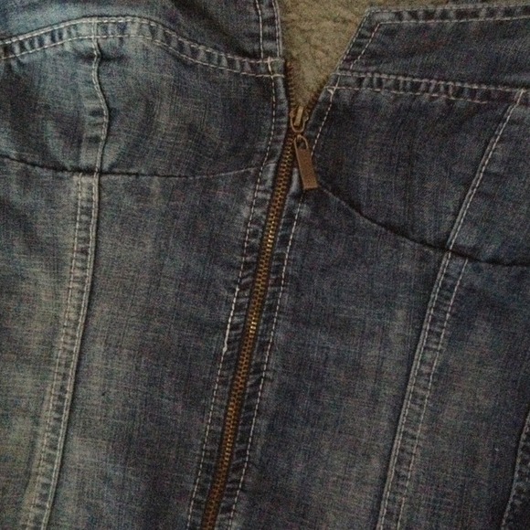 ✨SOLD✨Denim corset - Picture 3 of 4