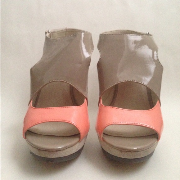 Color Block ASOS platform heels - Picture 2 of 4