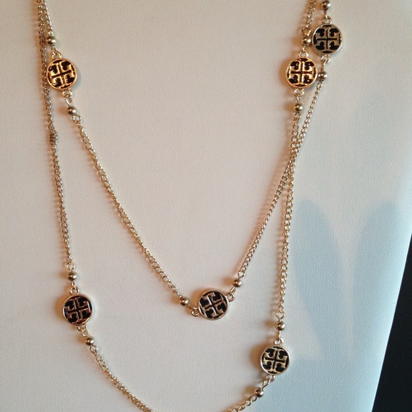 🚫Sold🚫Tory burch set - Picture 2 of 3