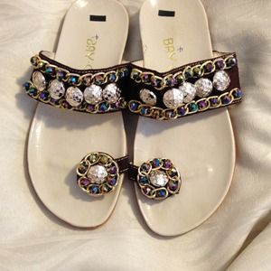 Total Bling Suede Straps Sandals