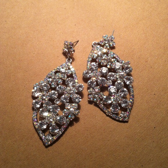 RESERVED Perfect prom earrings!