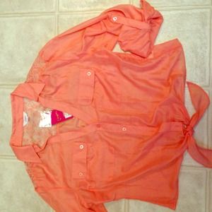 @erikapd  bundle! brand new peach and green tops