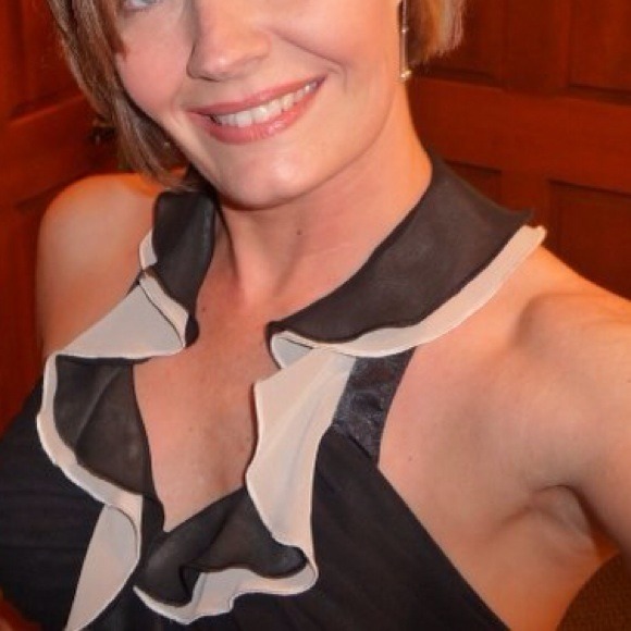 SOLD IN BUDLE Gorgeous tea length black dress