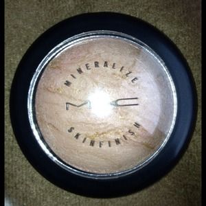 ❌Sold❌MAC Porcelain Pink MSF LE!