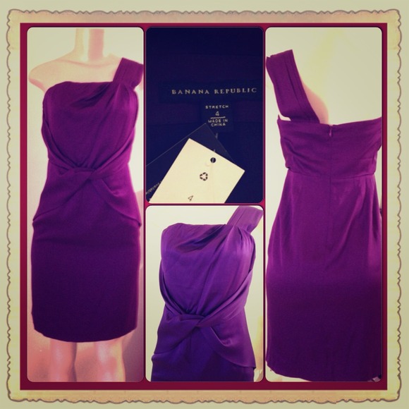 Banana Republic Off-shoulder Cocktail Dress 🍸👗