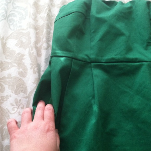 Express Dress w/ pockets! - Picture 3 of 4