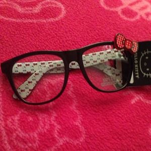 Hello Kitty Glasses with polka bow