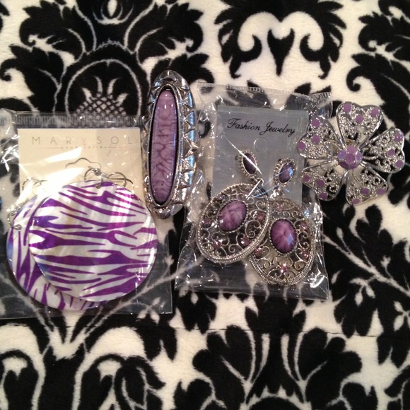 💜PURPLE JEWELRY BUNDLE💜 - Picture 1 of 3