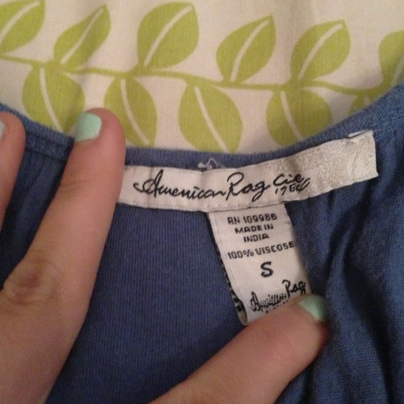 American Rag Top - Picture 2 of 2