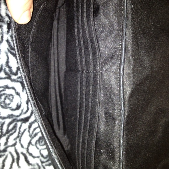 100%authentic signature coach clutch - Picture 4 of 4