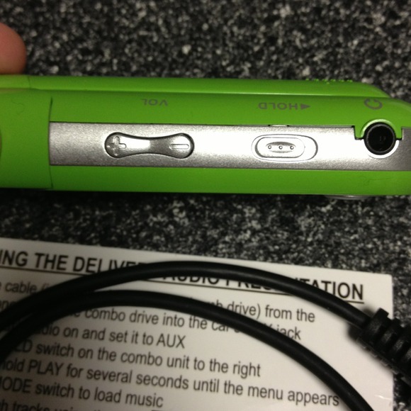 SOLD !!!!!!MP3 player / USB - Picture 3 of 3