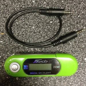 SOLD !!!!!!MP3 player / USB