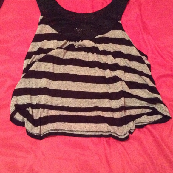 Cute striped sleeveless shirt