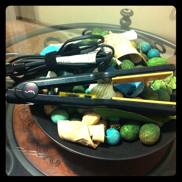 CHI Air Flat Iron!! Hold for @amdurbin