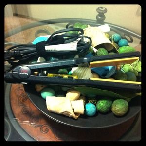 CHI Air Flat Iron!! Hold for @amdurbin