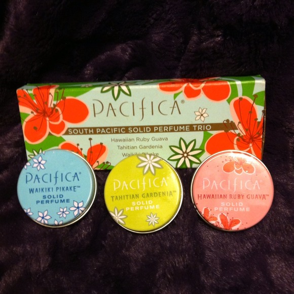📦BUNDLED📦PACIFICA Fragrance Set for @cmf927
