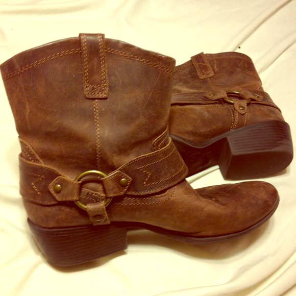 Leather boots size 10 sold***
