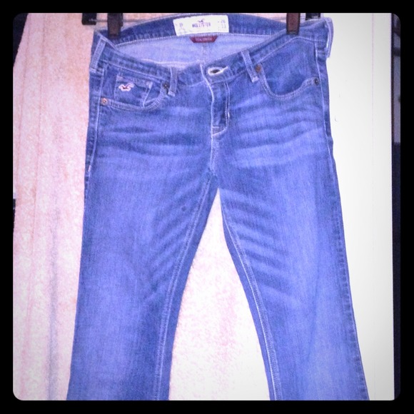 ✔Sold Bundled ✔Hollister Social Stretch size 26x33
