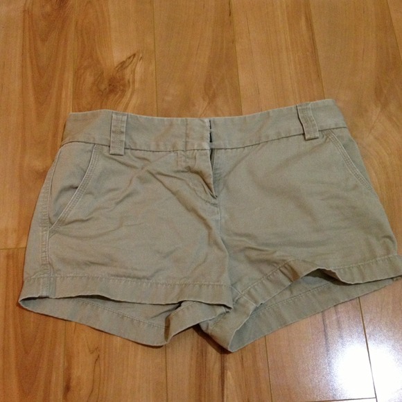 🚫SOLD🚫J. Crew chino shorts