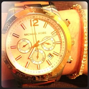 Not for sale, just bought on posh 😄