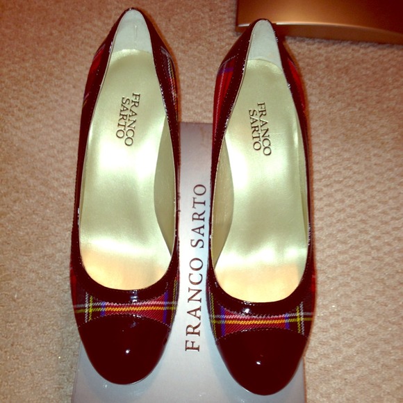 *Never worn* Classy Franco Sarto pump 10